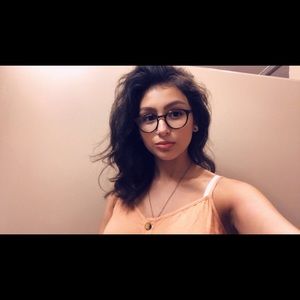 Meet your Posher, Guadalupe